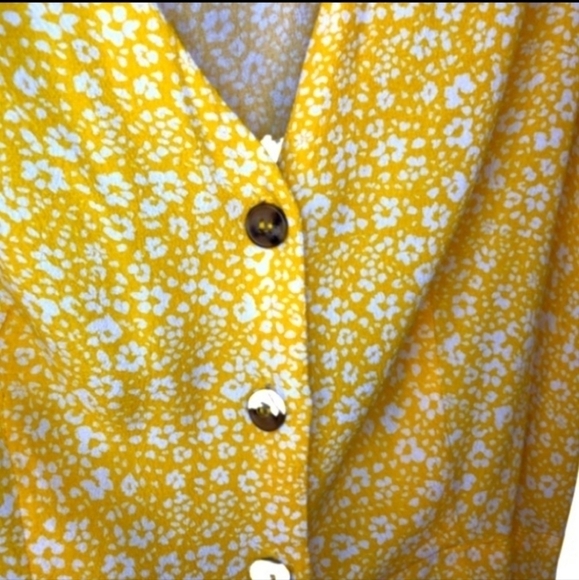 H&M Yellow White Floral Print Short Sleeve Dress Women's Large L Button Up EUV - Picture 3 of 5